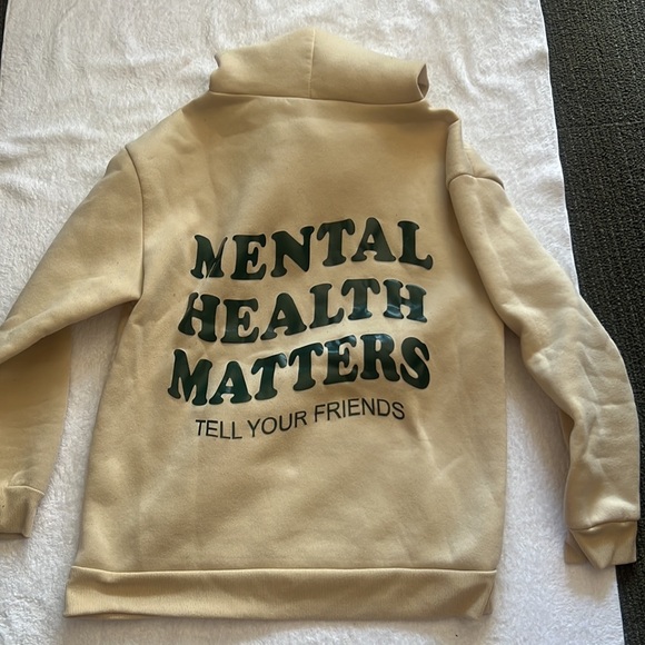 Tops - Mental Health Matters (Tell your friends) Hoodie size M